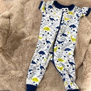 NWOT • Dino Print Sleep n Play • 6-9m